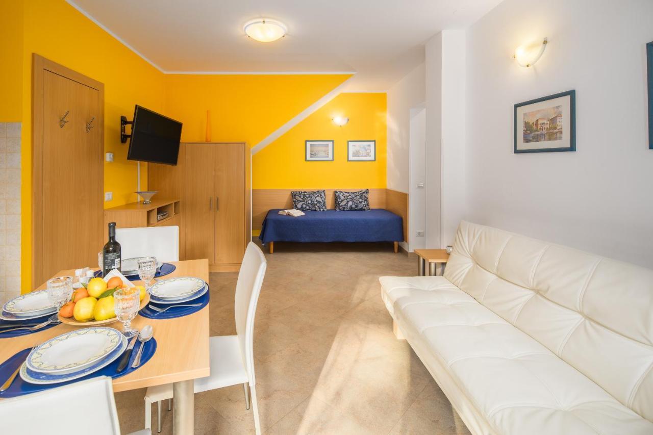 Apartment Gloria Premium 포레치 외부 사진