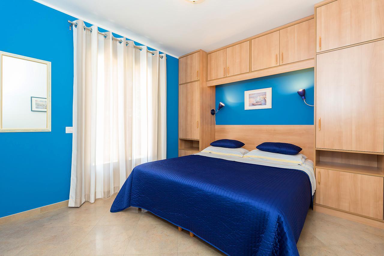 Apartment Gloria Premium 포레치 외부 사진